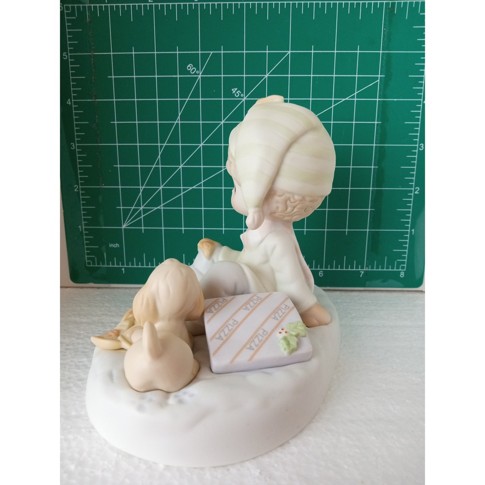 Precious Moments Angels On Earth Figurine Mask & Sledding Snow Scene 1996 - Picture 8 of 9